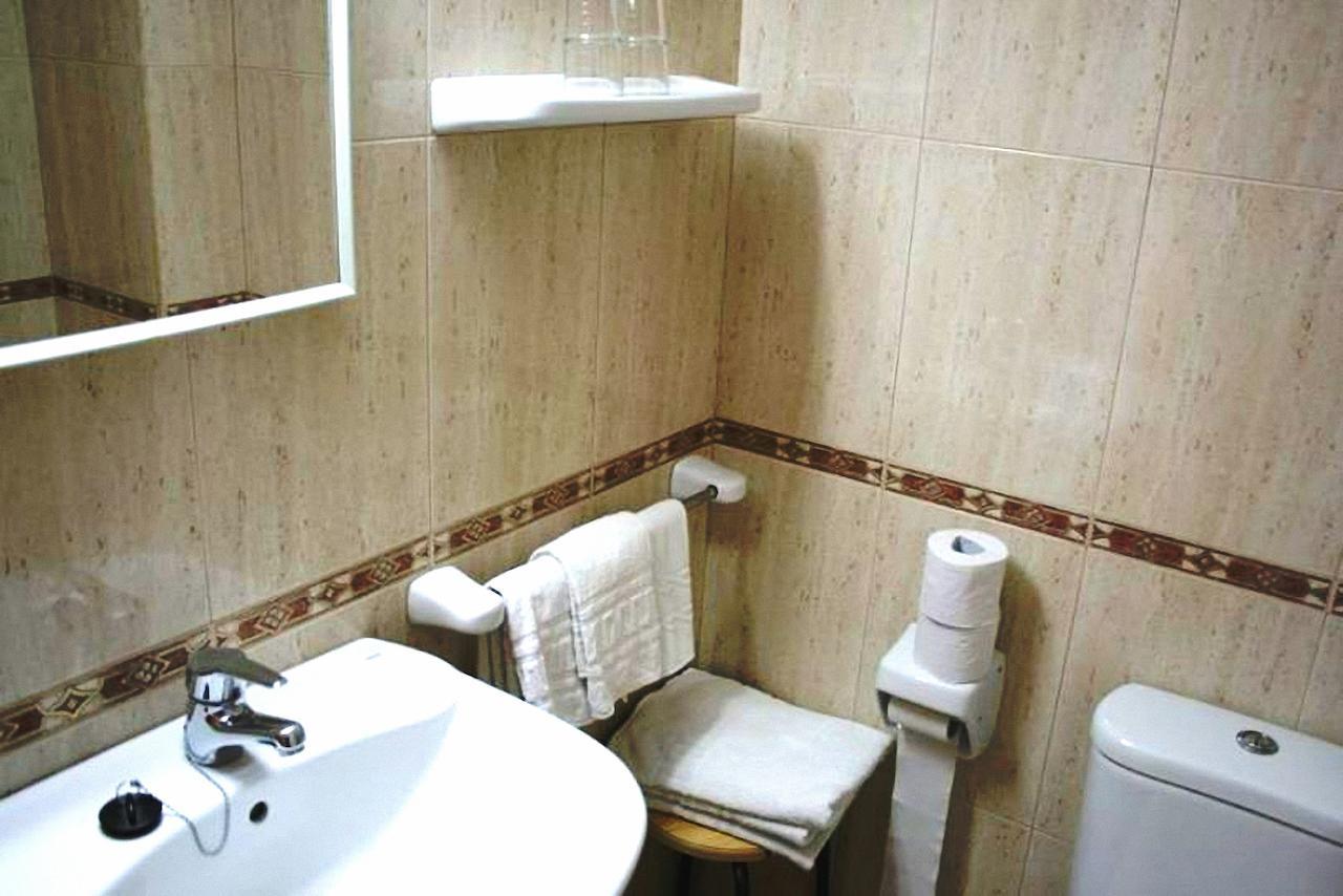Hostal Mary - Adults Only Lloret de Mar Szoba fotó